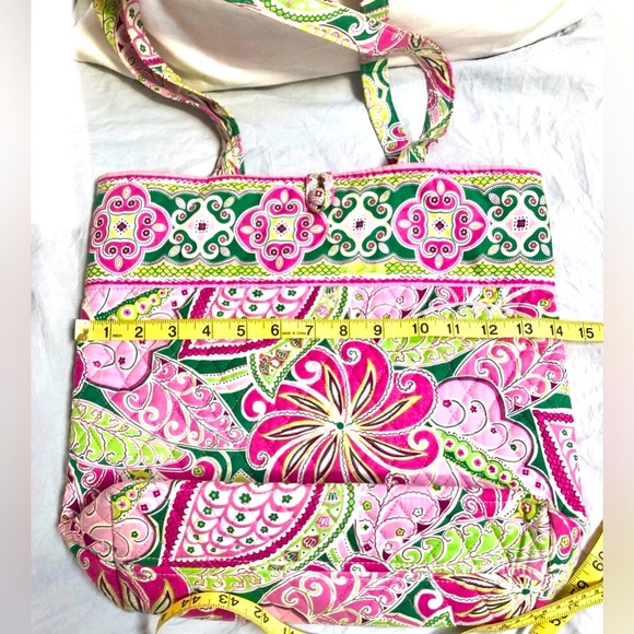 VERA BRADLEY Shoulder Strap TOTE Purse Retired Pinwheel Pink size 14x12 EUC - Picture 8 of 12